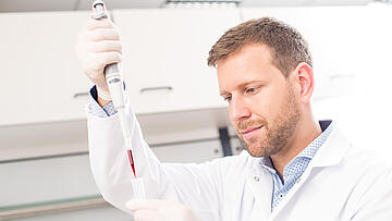 Image pipetting blood